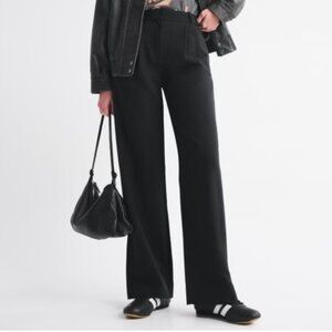 A&F Sloane Tailored Wide Leg Pant in Black